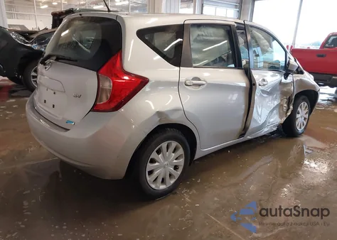 2016 Nissan Versa Note S (Sr)/S Plus/Sl/Sr/Sv z USA, uszkodzony, nr VIN 3N1CE2CP6GL392601